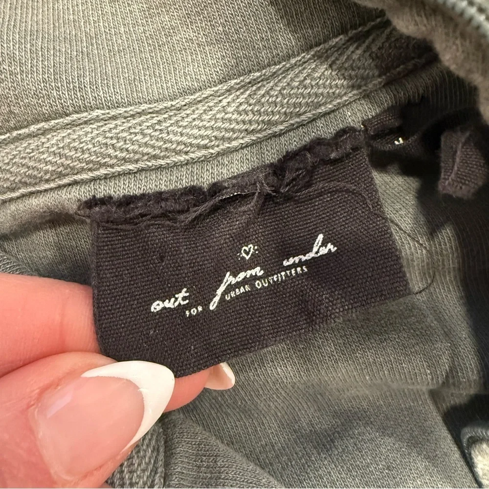 Out From Under Urban Outfitters Cropped Half Zip Pullover Sweatshirt | Medium - Picture 3 of 9